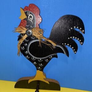 Wooden Rooster Plaque With Knob For Keys Wall Hanging , HappySquawking Chicken